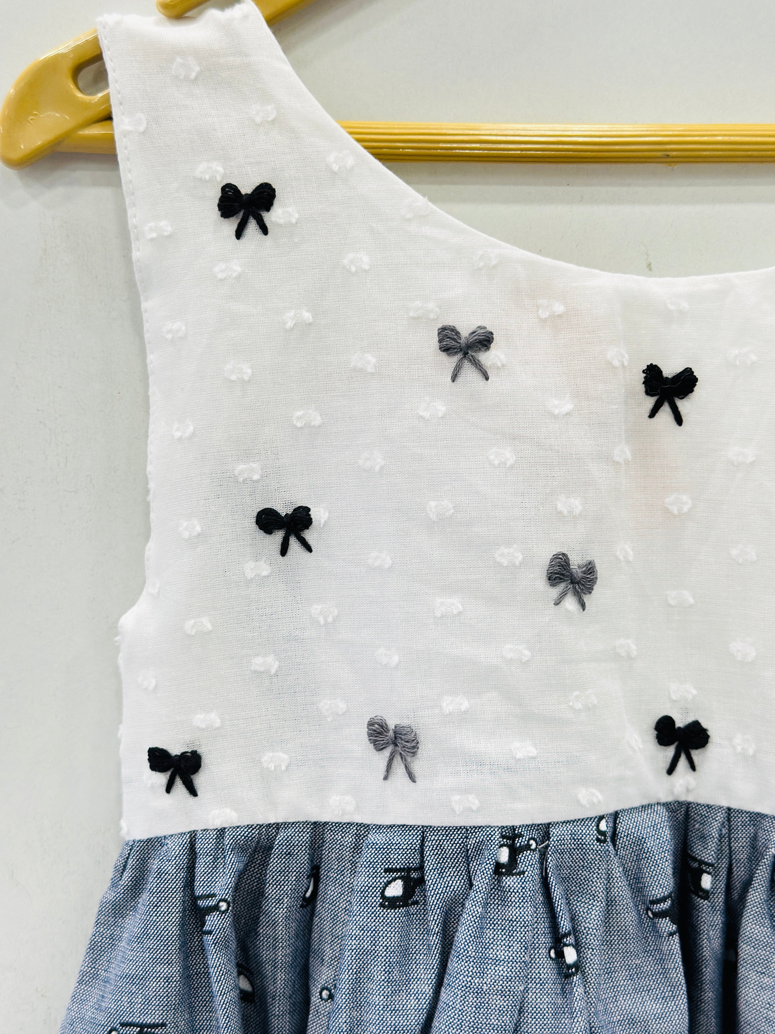 Cotton Frock With Thread Work In Yoke(1-2yrs) | MK-GW-1003
