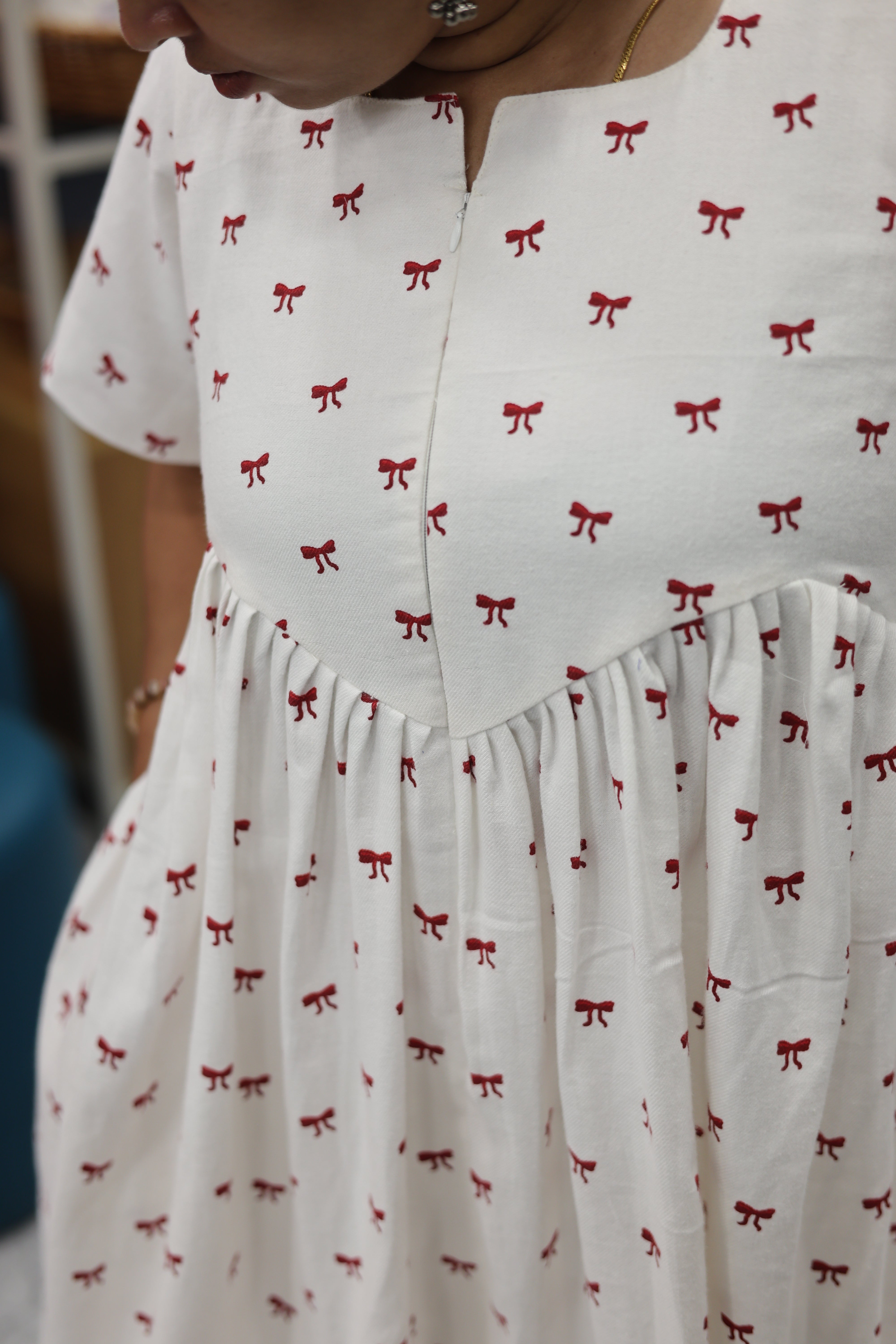 WHITE RIBBON PRINT MATERNITY DRESS | MATERNITY DRESS|DESIGNER FEEDING FRIENDLY DRESS | |  MK-MW-1077