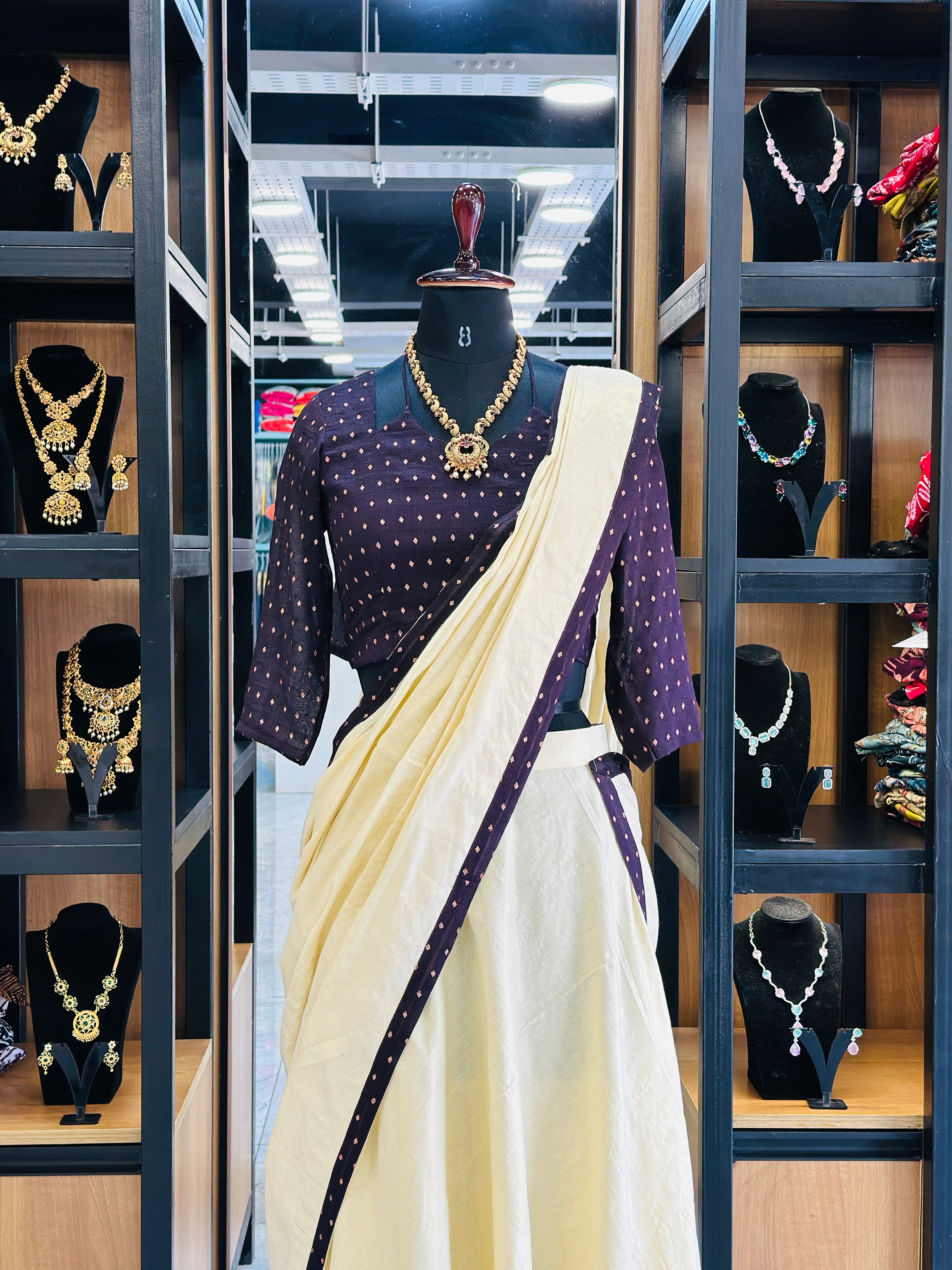 Traditional Dhavani Set (Dark Purple)