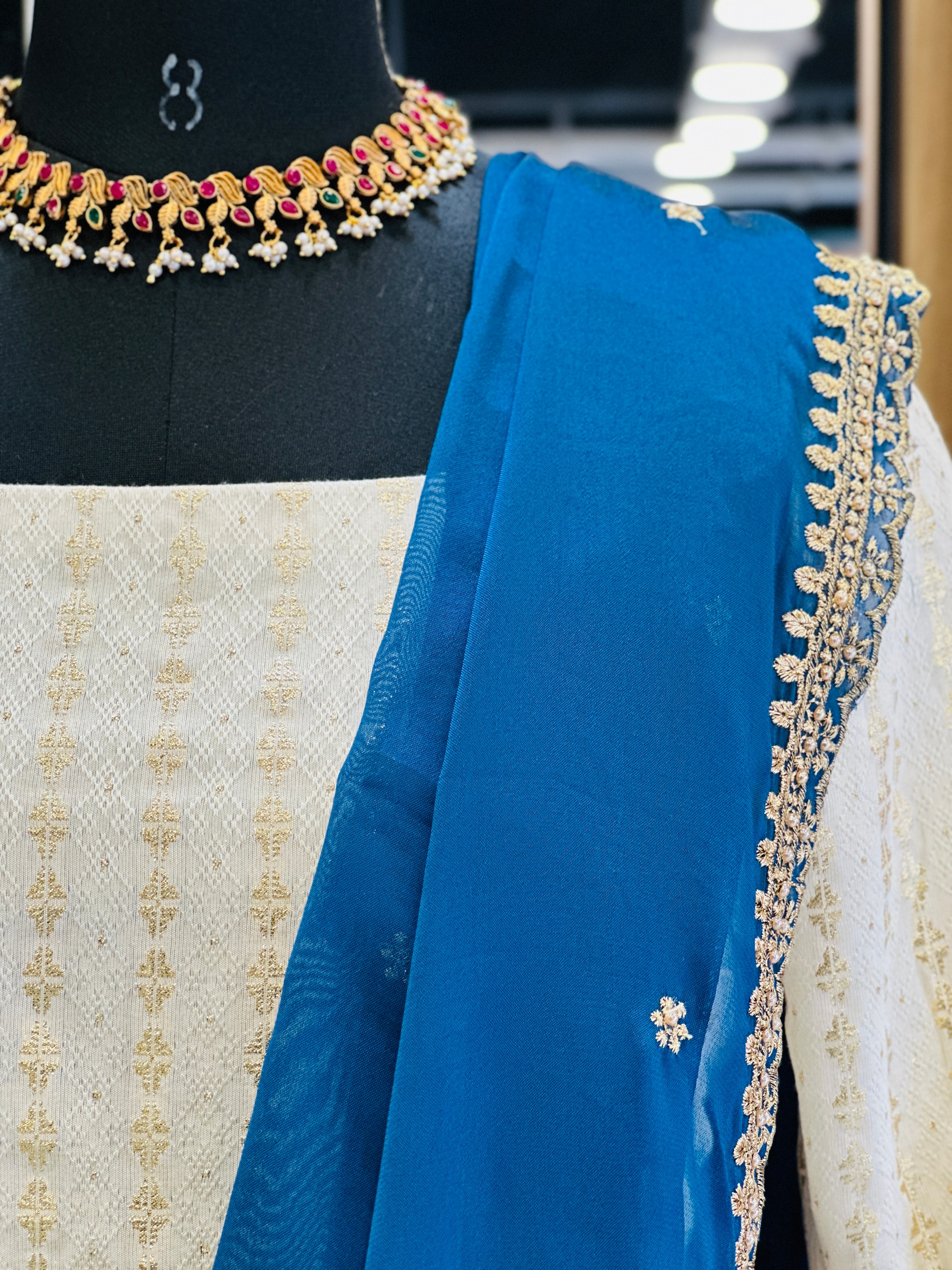 Dhavani Set With Teal Blue Shawl