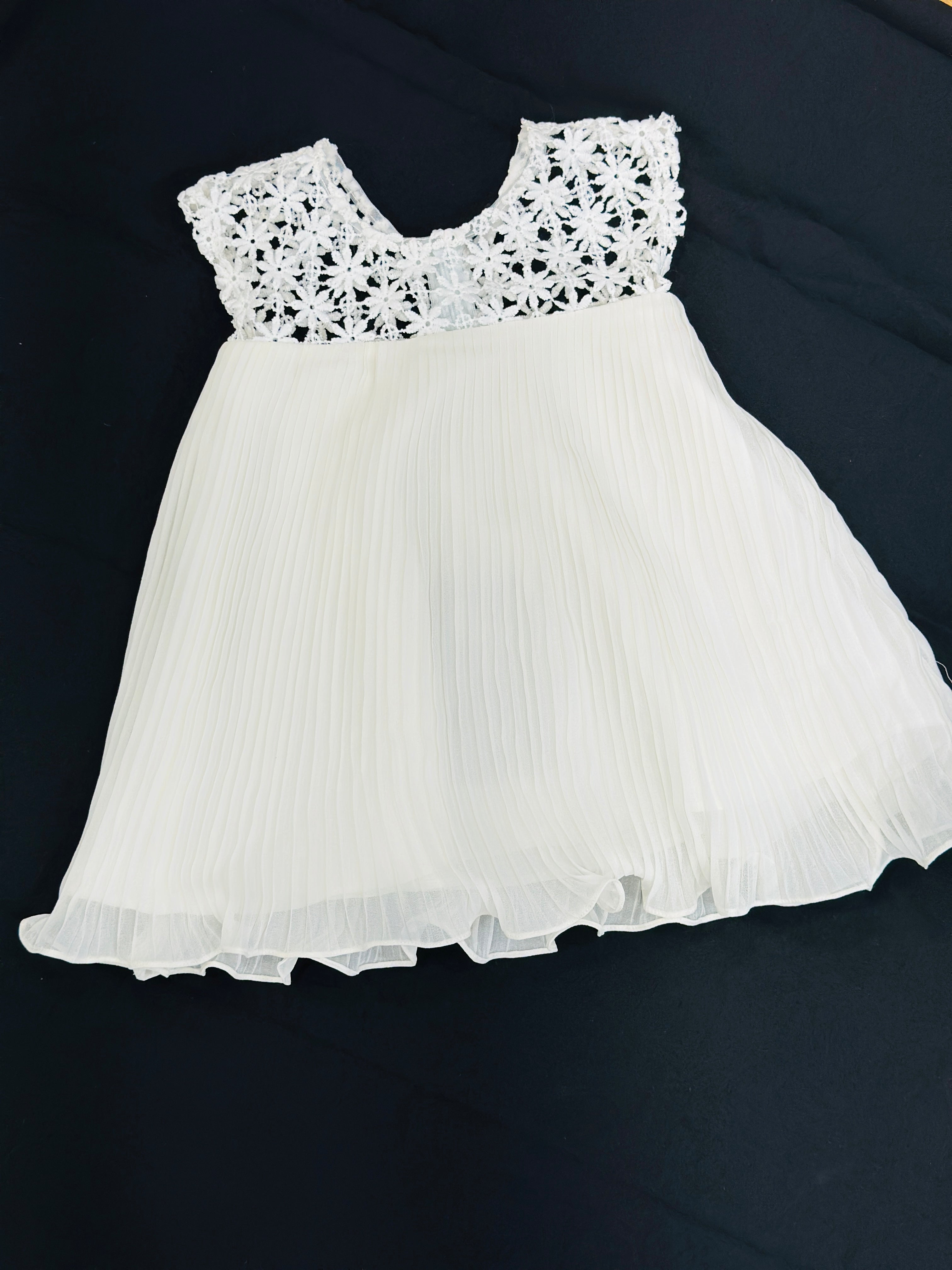 White Kids pleated Frock Patched With Net (6-12 Months) | MK-GW-1033