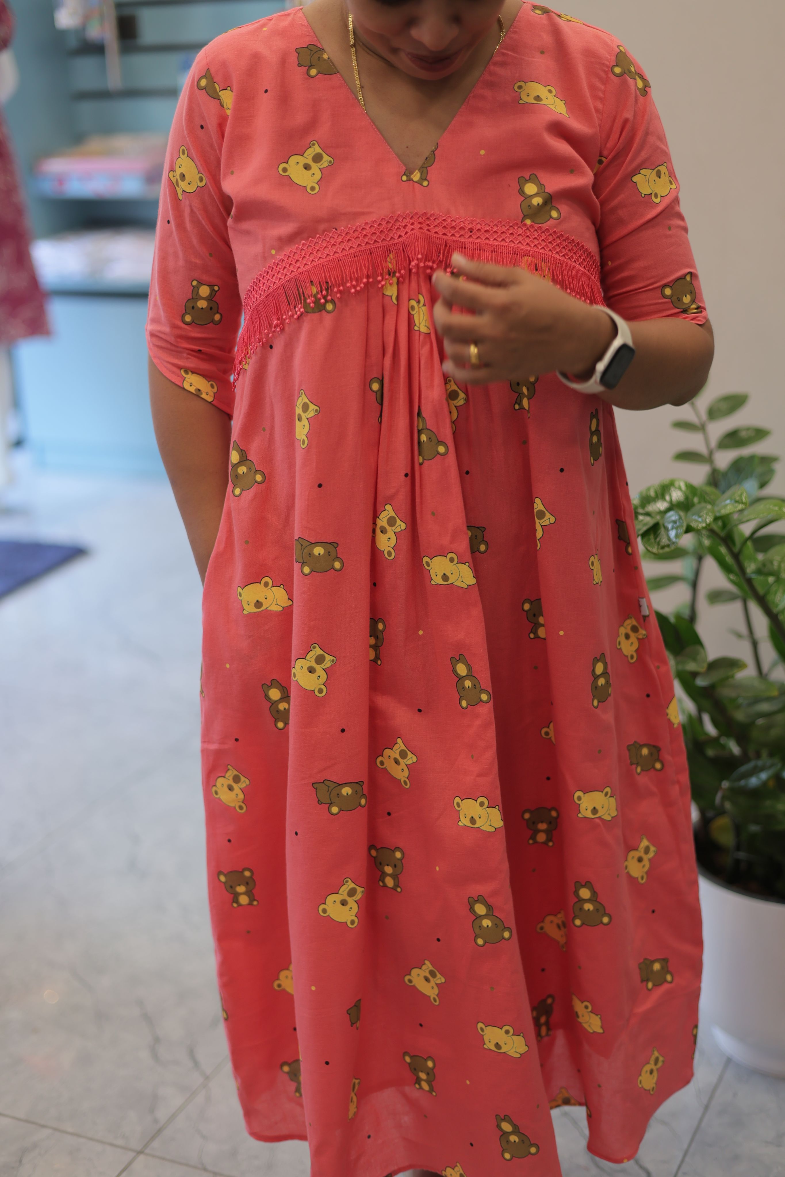 ALIYA CUT PEACH MATERNITY WEAR|Designer Maternity Wear|Feeding Friendly Dress|Comfortable Pregnancy Outfit|MK-MW-1076