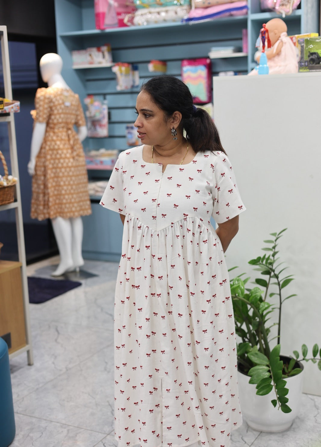 WHITE RIBBON PRINT MATERNITY DRESS | MATERNITY DRESS|DESIGNER FEEDING FRIENDLY DRESS | |  MK-MW-1077