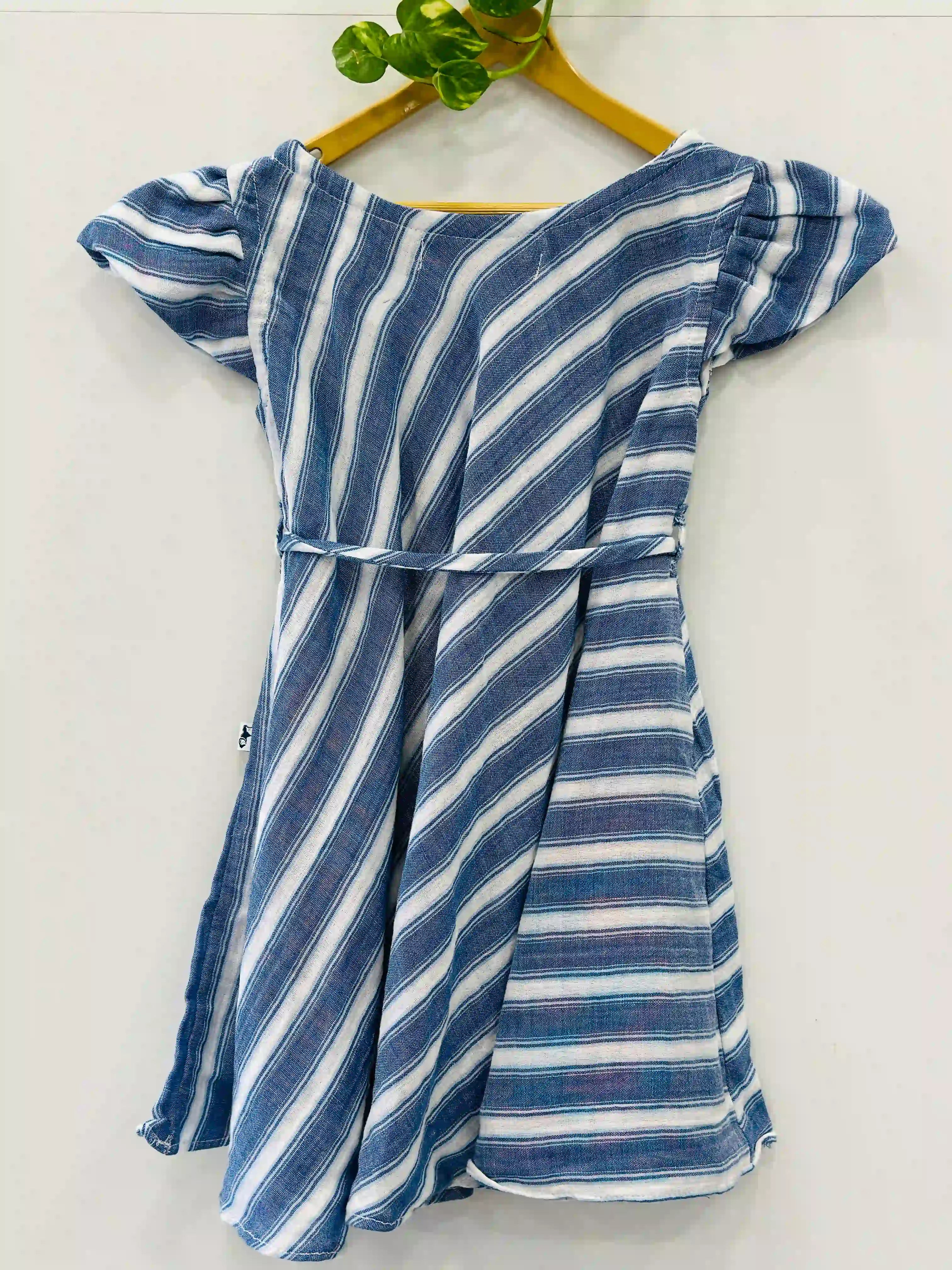 blue-and-white-striped-frock-for-girls-with-umbrella-cut-design