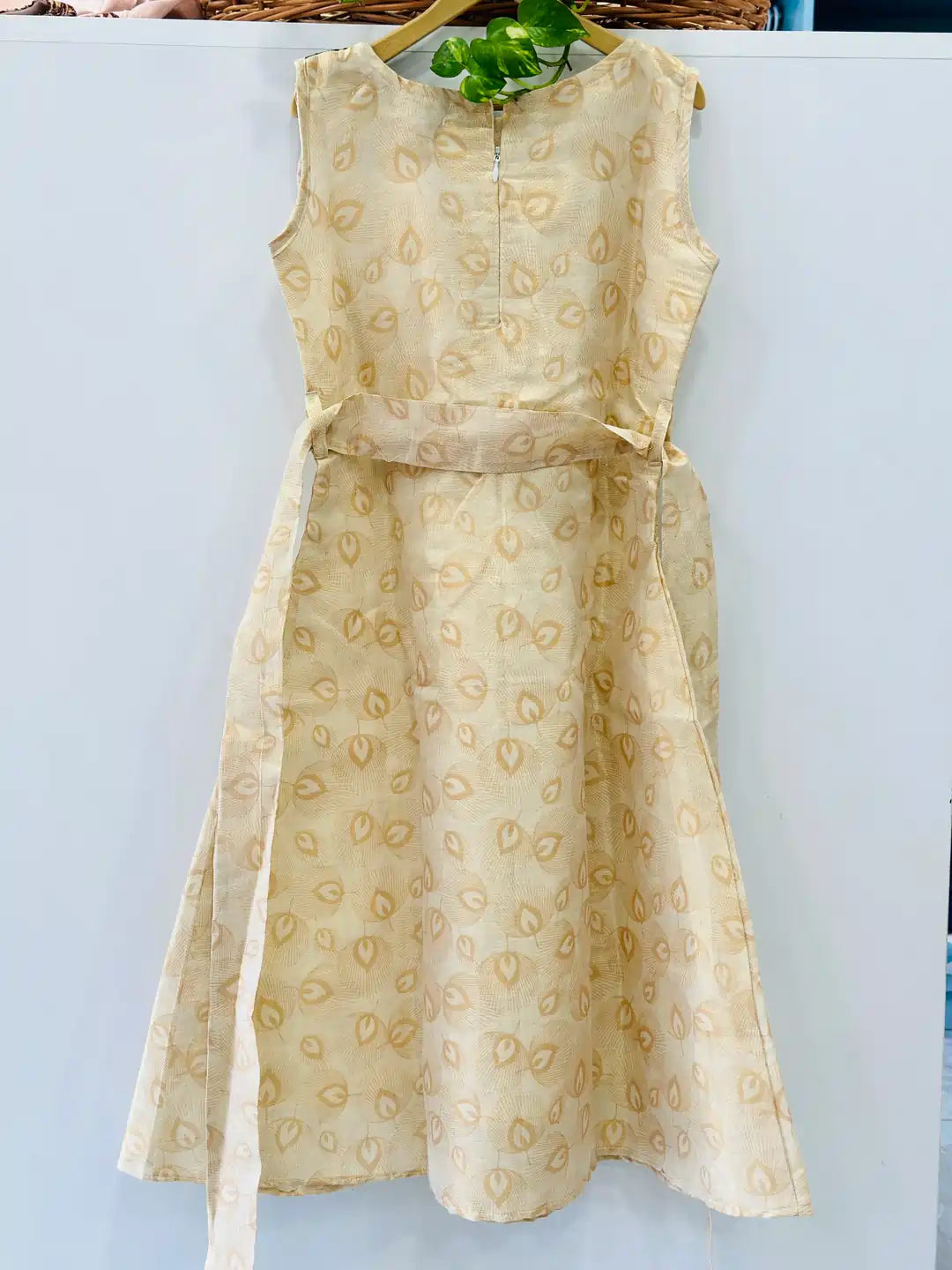 elegant-offwhite-cotton-clothes-for-girls-back