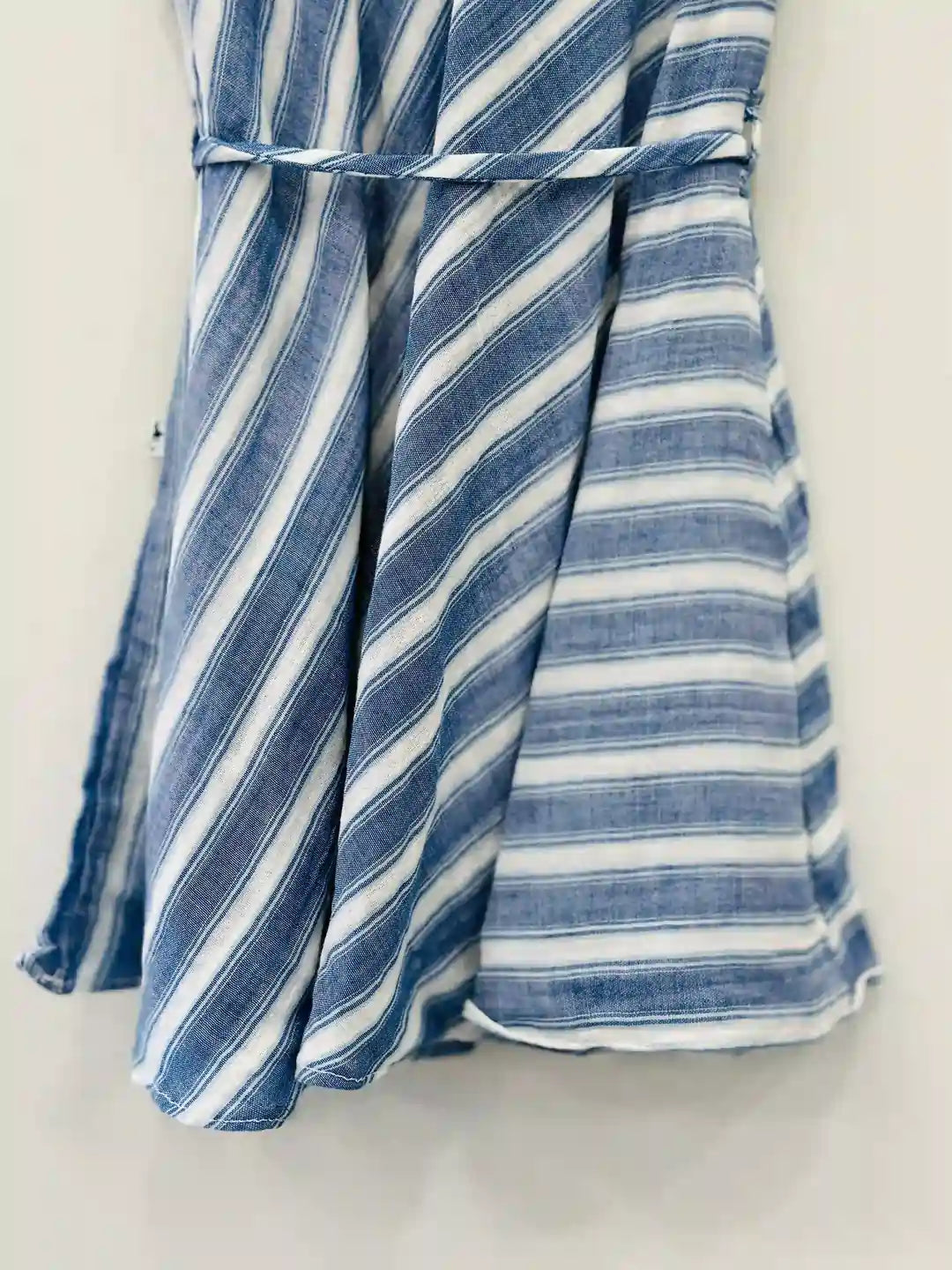 girls-blue-and-white-dress-for-online