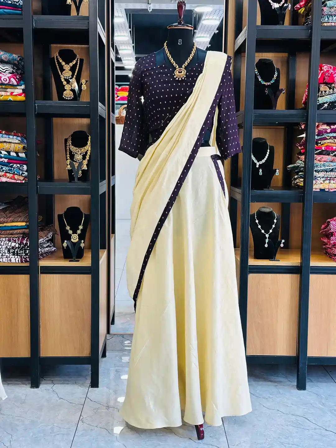 round-neck-purple-colour-dhavani-set-for-women-in-tissue-vijithra-silk-with-golden-butta-print